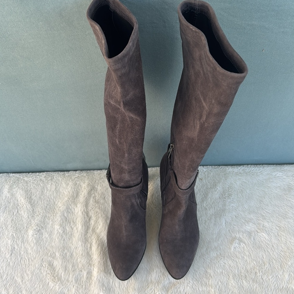 EUC Aquatalia Gray Over the Knee Boots‎ Suede Finish Size 5 Women Leather Heeled - Picture 9 of 10